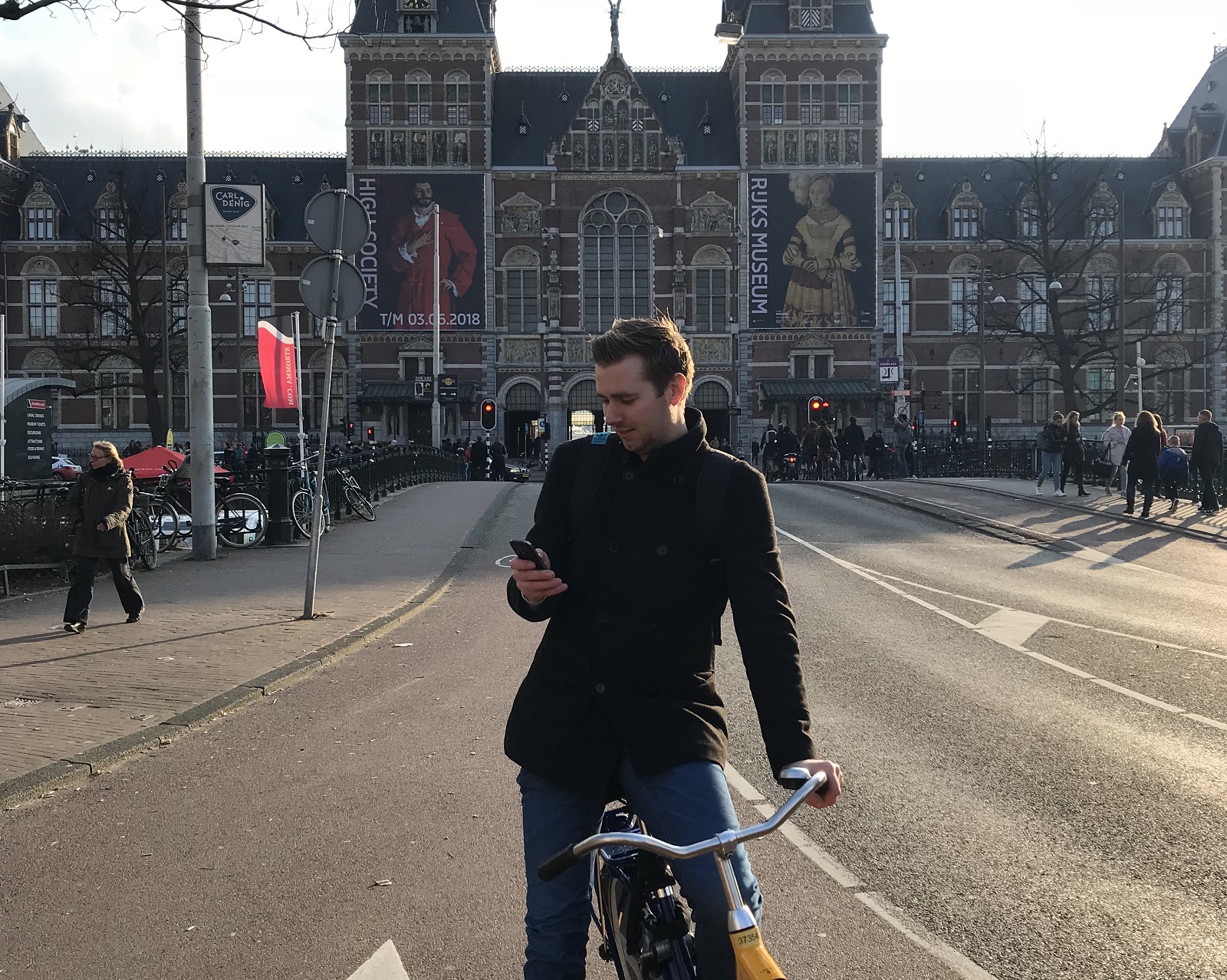 Biking mobile Rijksmuseum